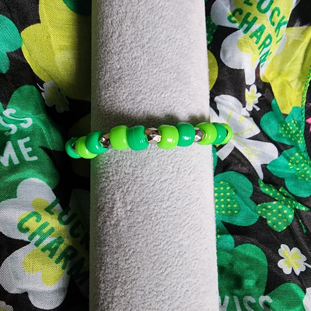 New Homade St Patrick's braclet